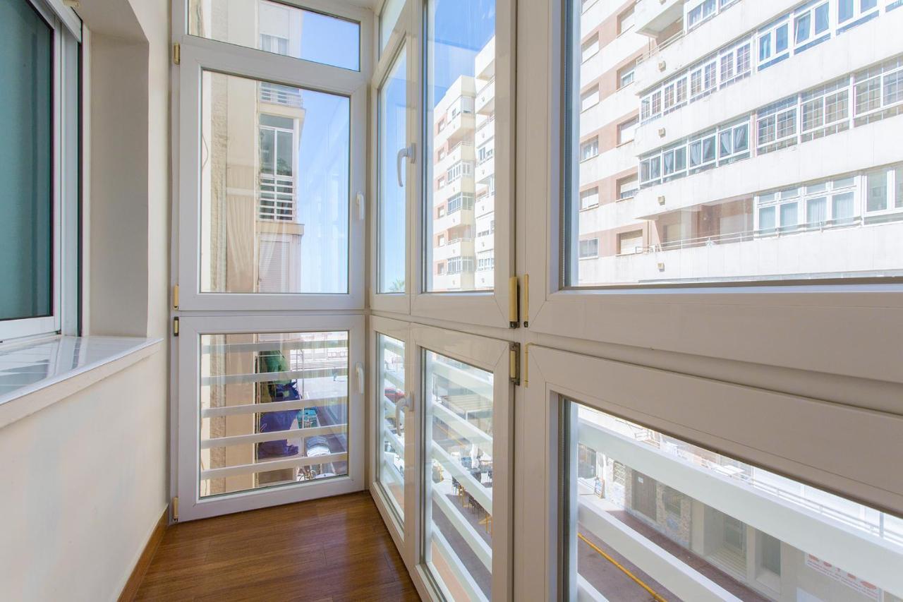 Vistas Mar 3 Dormitorios 2 Banos Cadiz Exterior photo